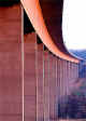 160201-bruecke-kunst.jpg (53556 Byte)