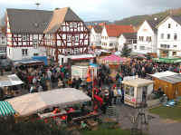weihmarkt-301102-41-a.jpg (128299 Byte)